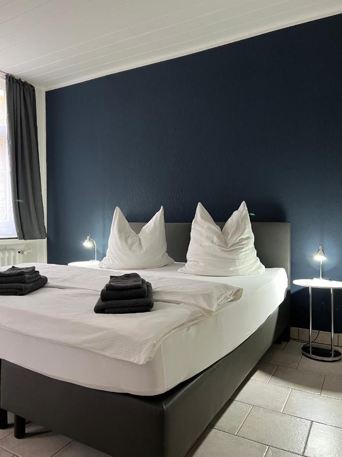 HOTEL MONOPOL HILDEN 3* (Alemanha) - de R$ 519